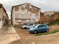 Solar Calle Pilar Bayona, 27